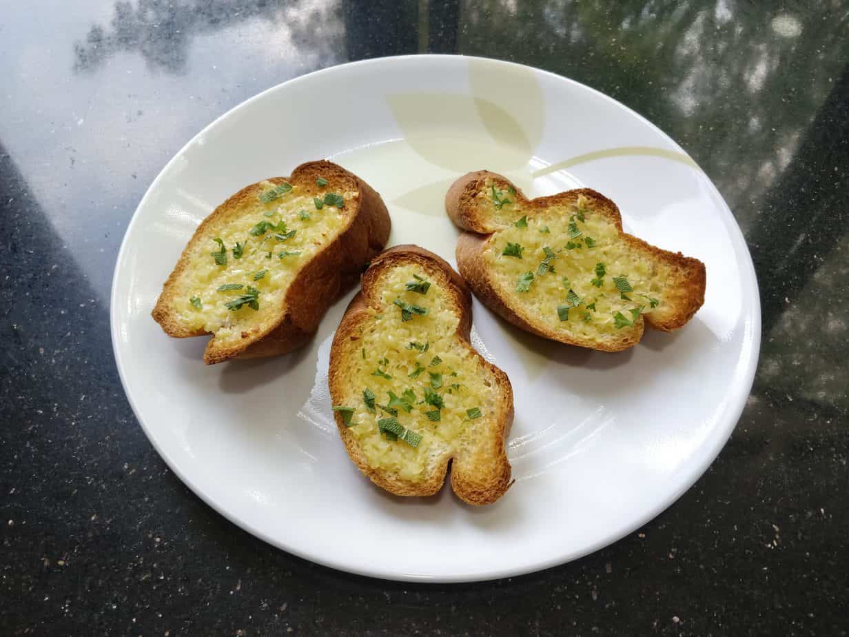  Roti bawang putih  Garlic Bread dari Nasser s Kitchen